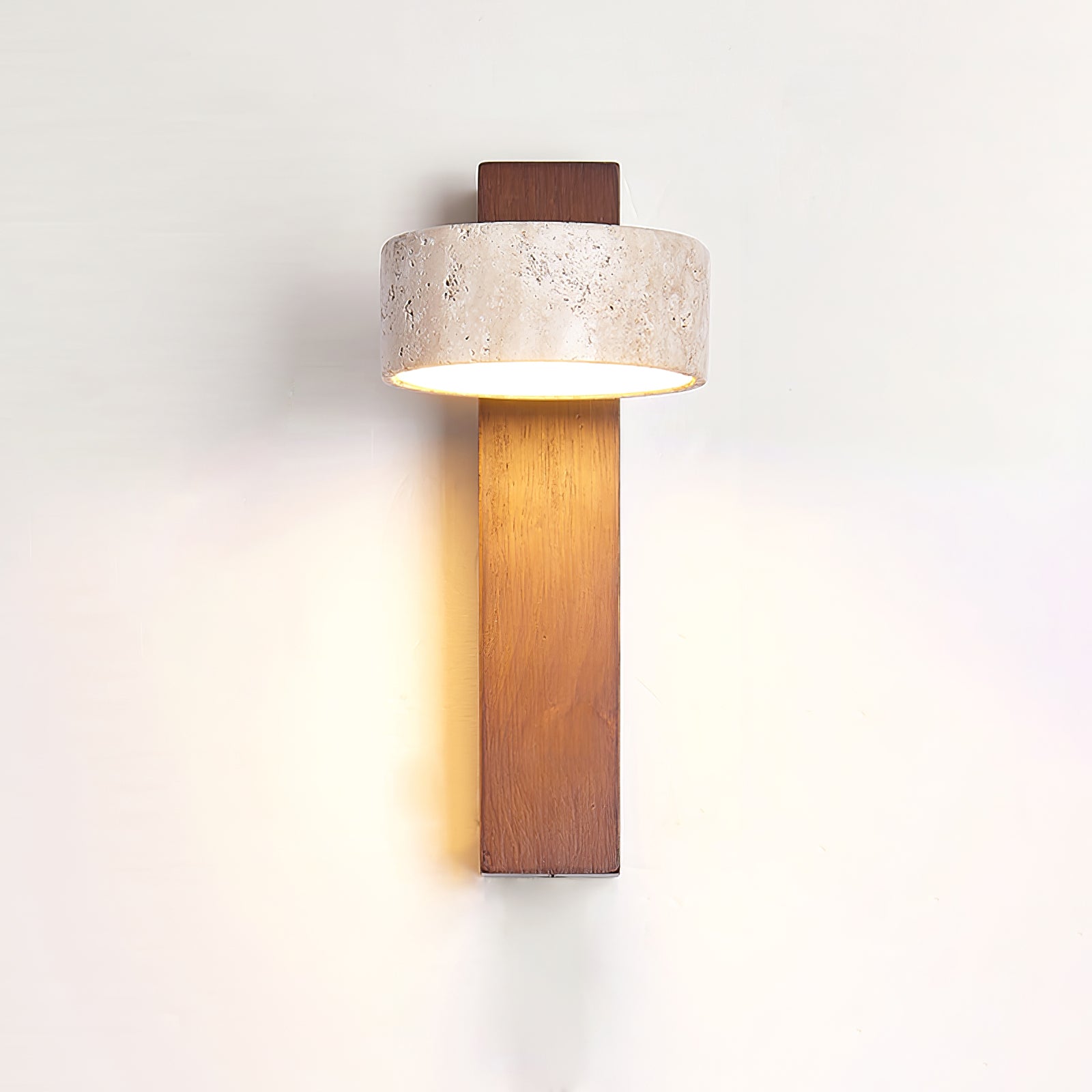 Moderní nástěnné svítidlo Grove Beam — minimalistický design, přímé světlo směřující dolů
