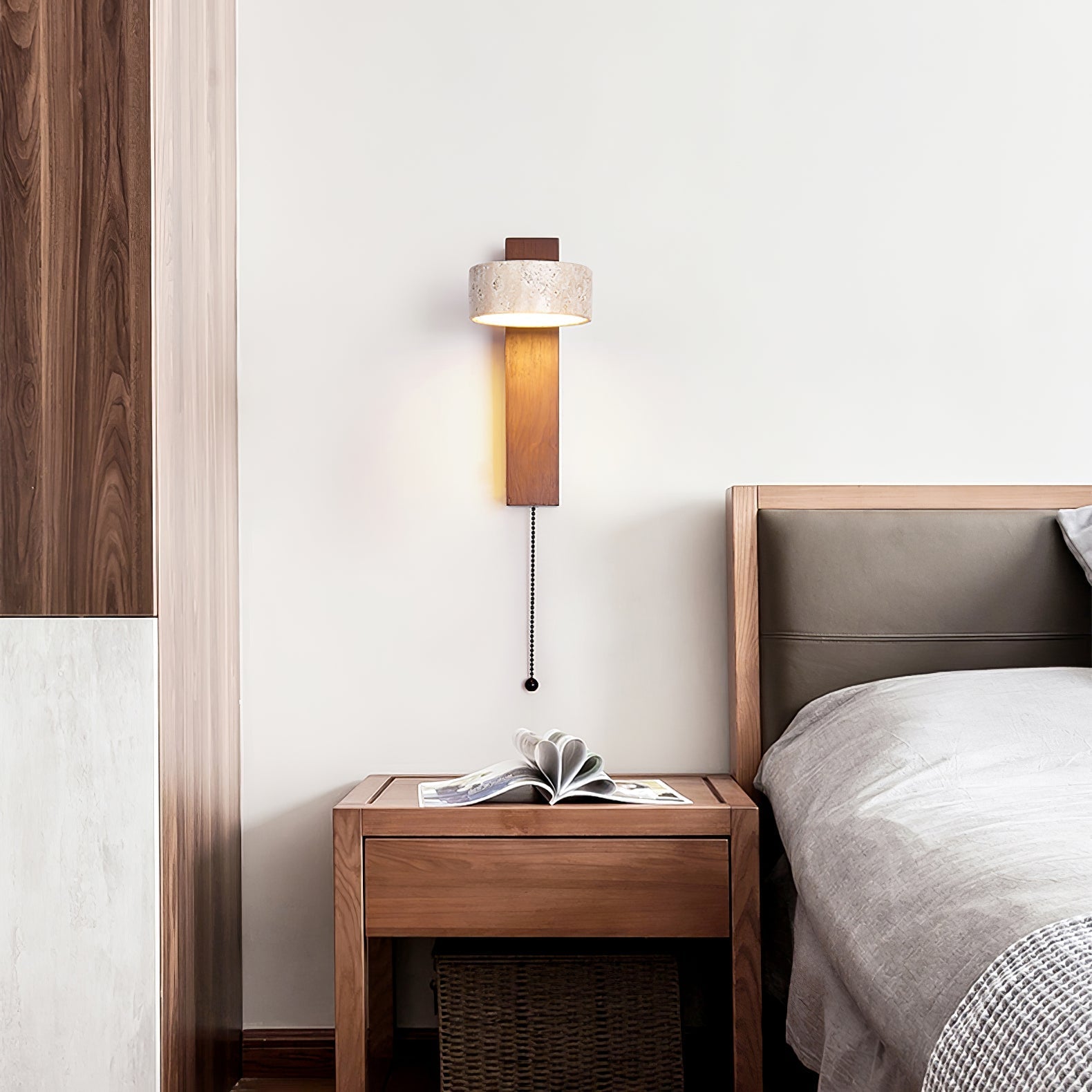 Moderní nástěnné svítidlo Grove Beam — minimalistický design, přímé světlo směřující dolů