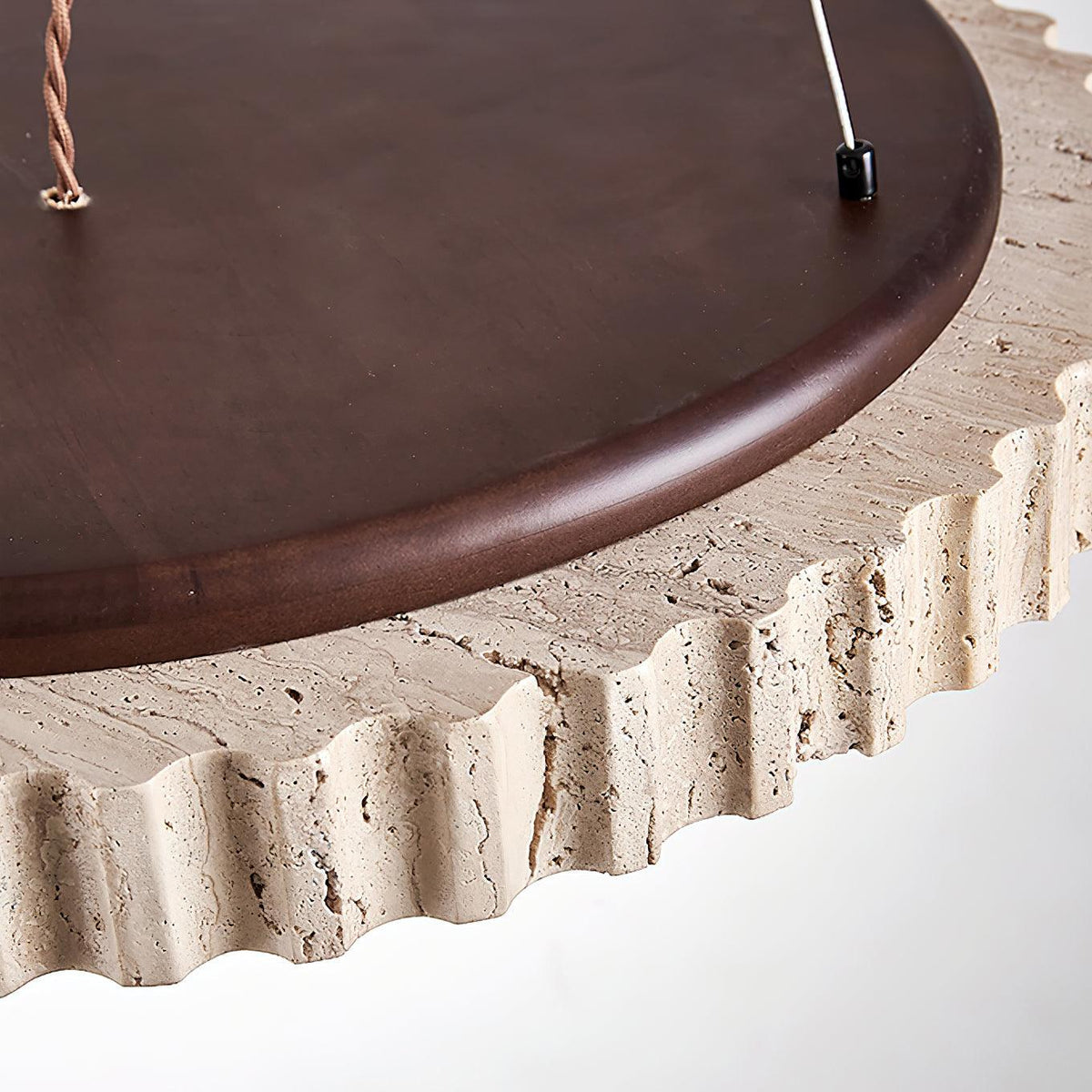 Lampada a sospensione in travertino Wabi-Sabi Grove Circle — LED integrato, dimensioni ridotte D12.6 x H2.8 pollici