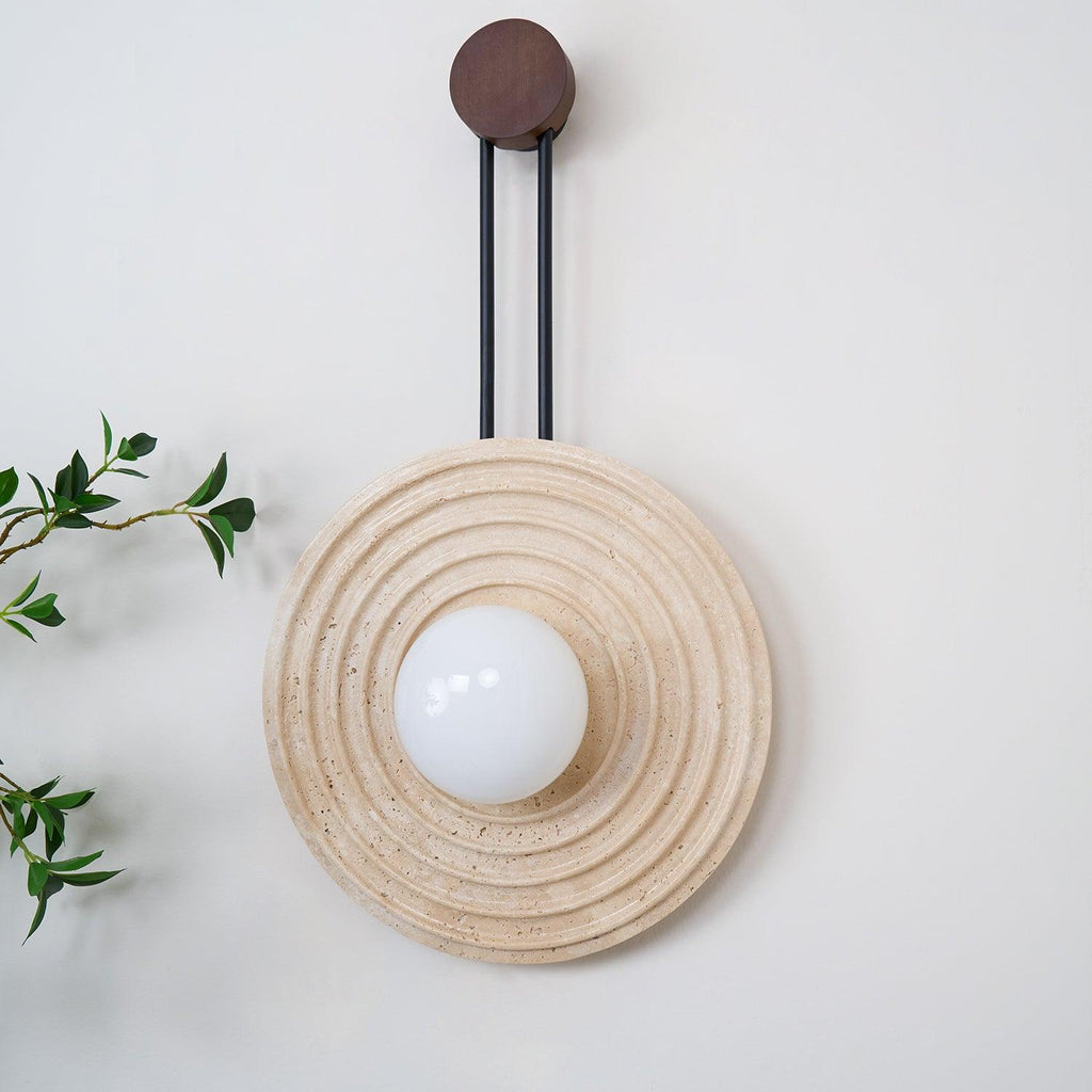 Żółta lampa ścienna z trawertynu Growth Ring — pojedyncze gniazdo G9 5W