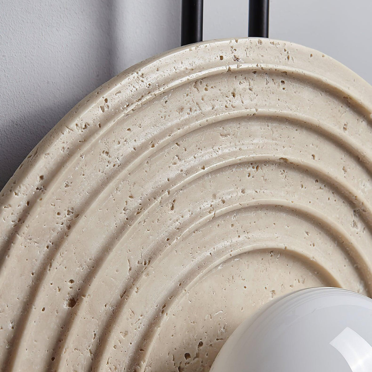 Żółta lampa ścienna z trawertynu Growth Ring — pojedyncze gniazdo G9 5W