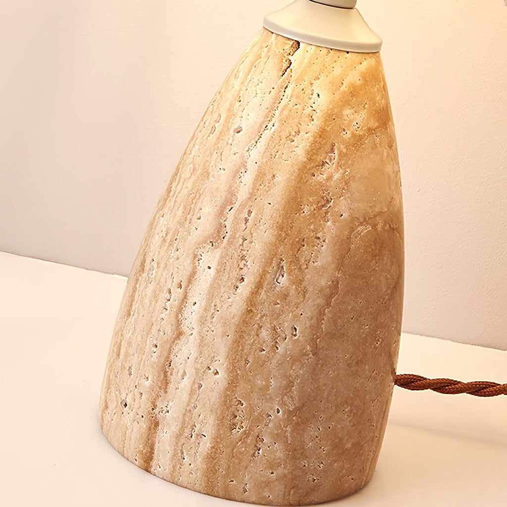 Lámpara de mesa Gusnow de travertino amarillo — Diseño de piedra wabi-sabi