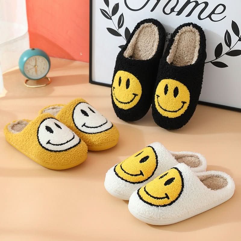 CozyNest-vinterhjemmesko med smiley og ekstra tyk silikonesål til brug derhjemme
