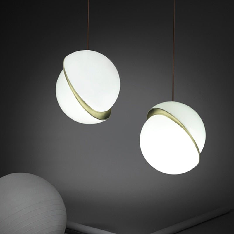Lumera Globe Pendant Light | Orntli
