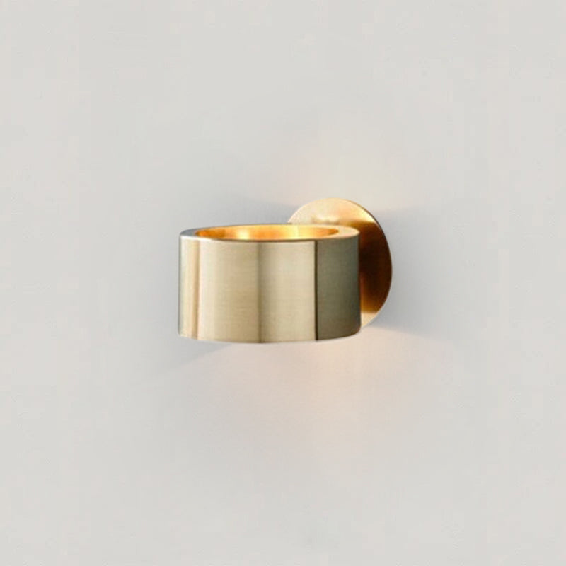 Goldene Ring-Wandlampe