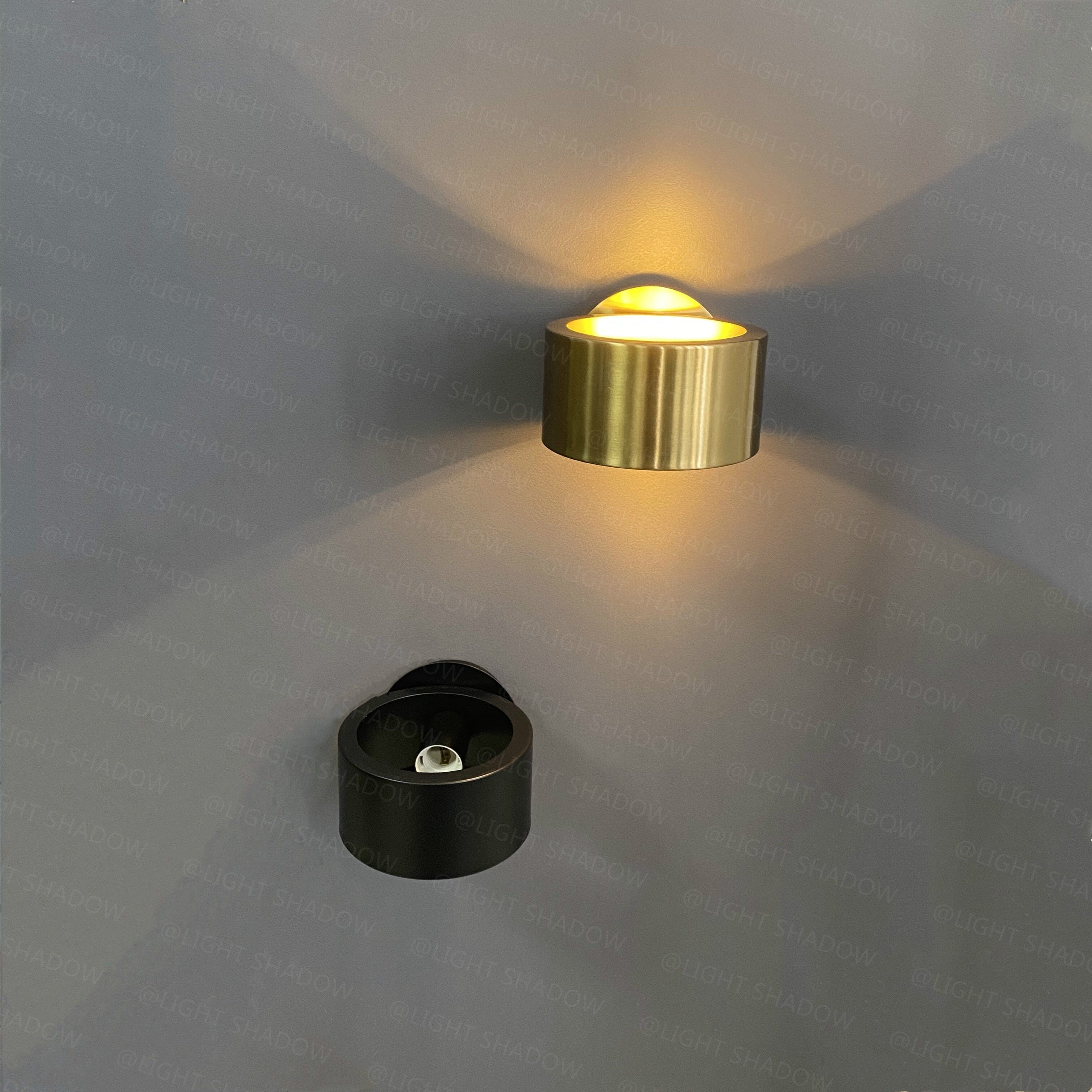 Goldene Ring-Wandlampe