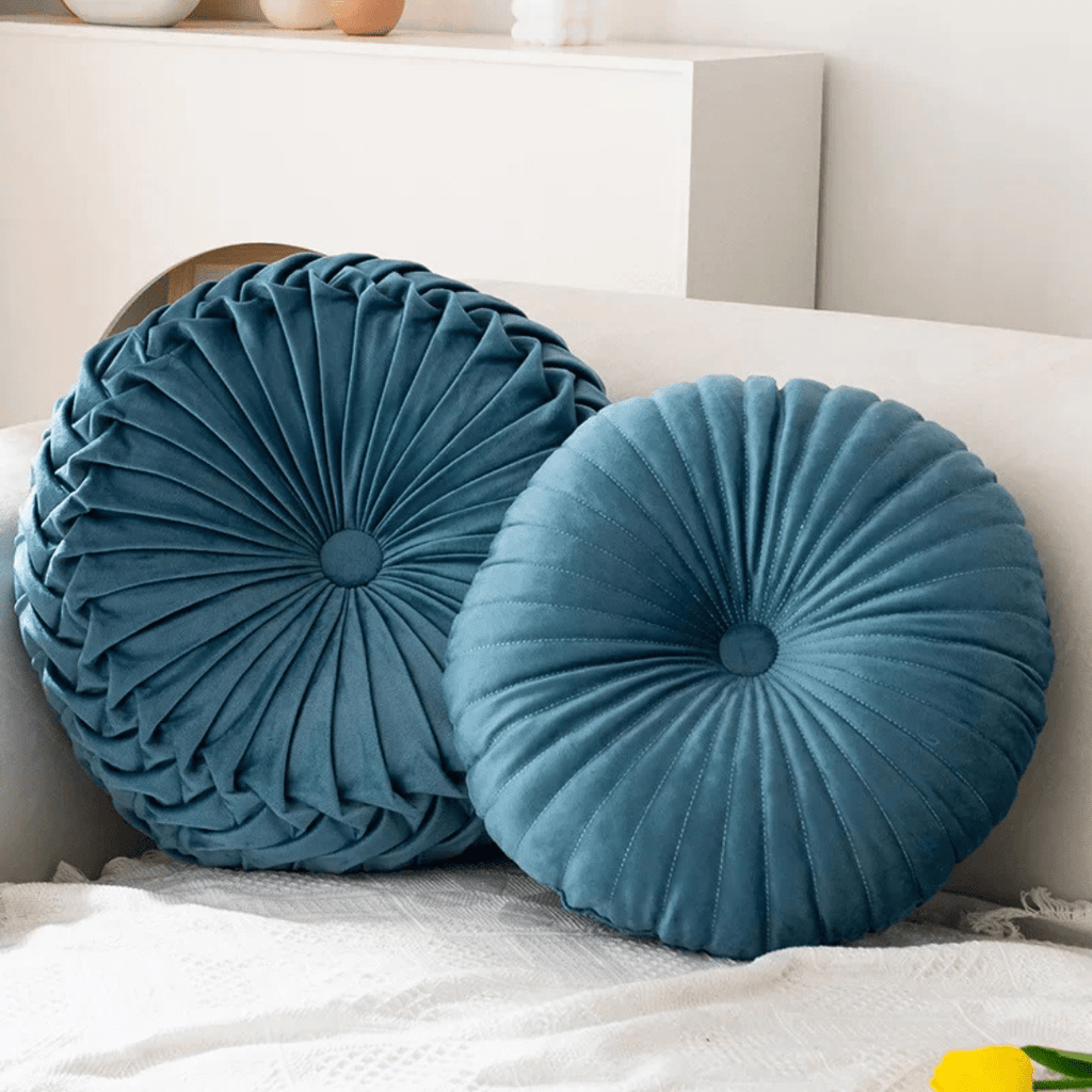Almohada decorativa mullida de Nesthaven para salas acogedoras, con suave comodidad afelpada