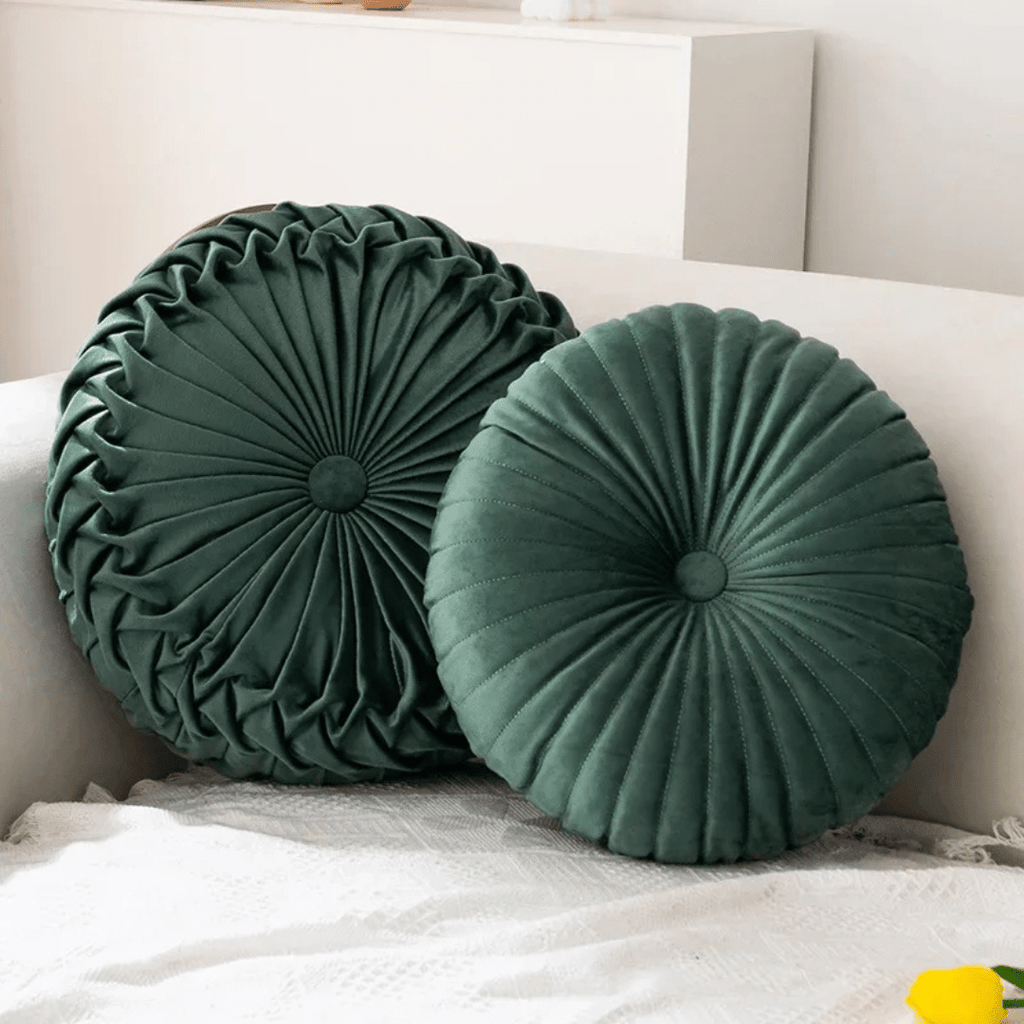 Almohada decorativa mullida de Nesthaven para salas acogedoras, con suave comodidad afelpada