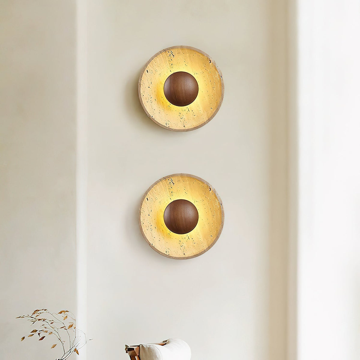 Applique murale solaire en travertin Aveny — forme de disque circulaire
