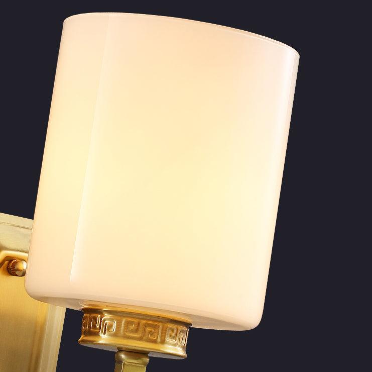 Regal Klassische Wandleuchte — Messing & Glas
