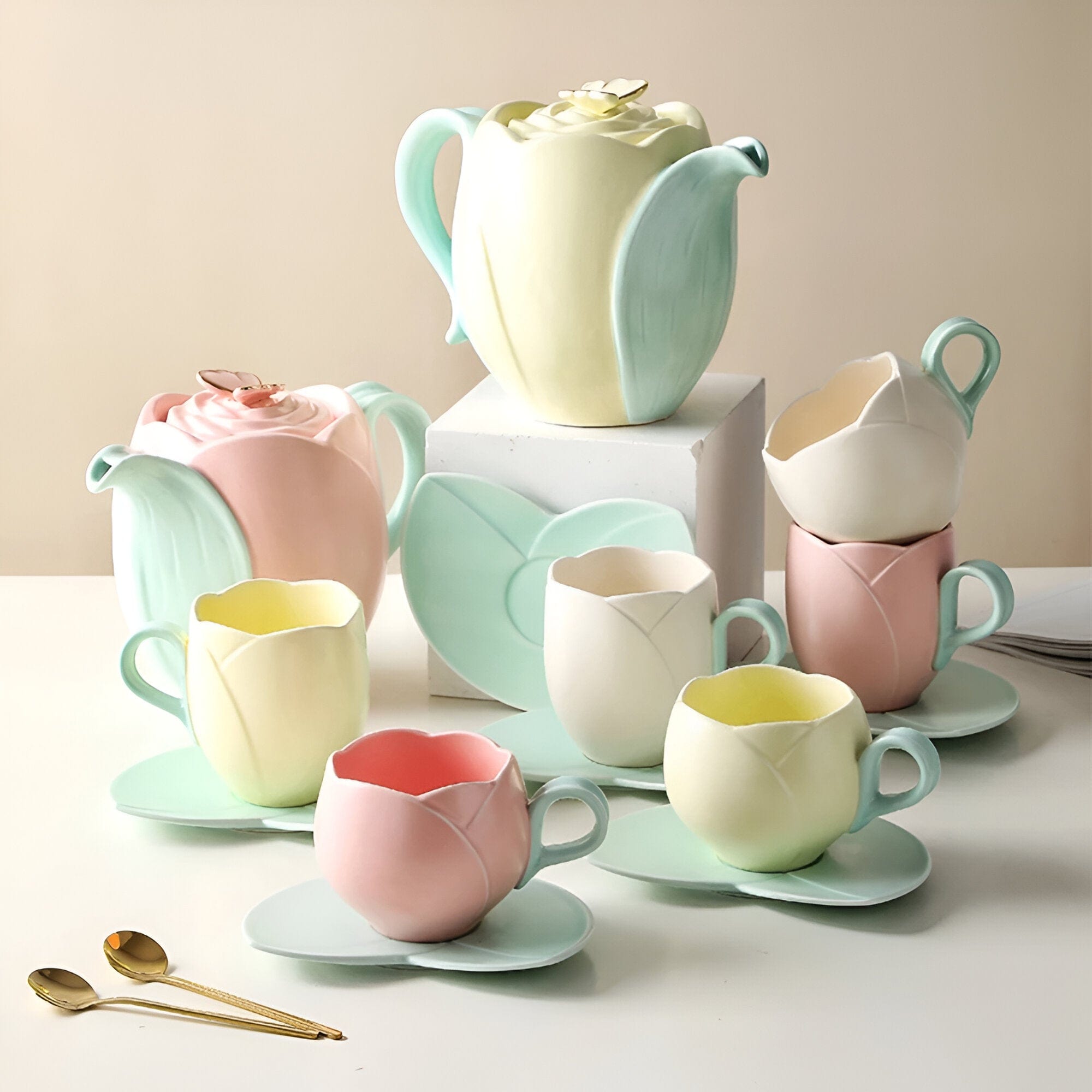 チューリップ 陶器 コーヒー碗 受け皿 セット
