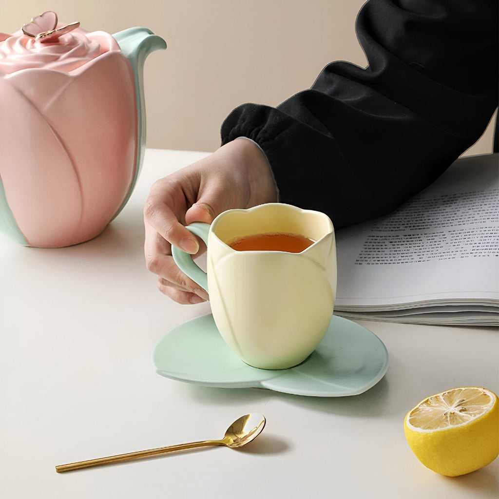 チューリップ 陶器 コーヒー碗 受け皿 セット