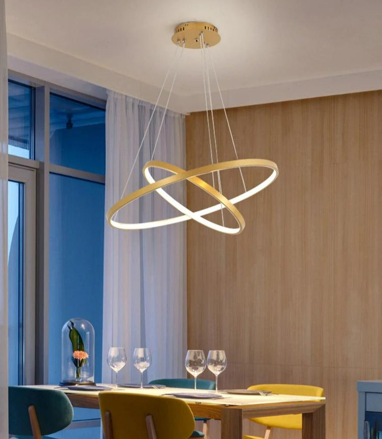 Lampadario moderno a LED a forma di anello