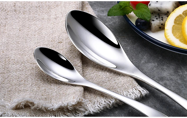 Sada příborů z nerezové oceli Belvara, stříbrná kolekce | Orntli