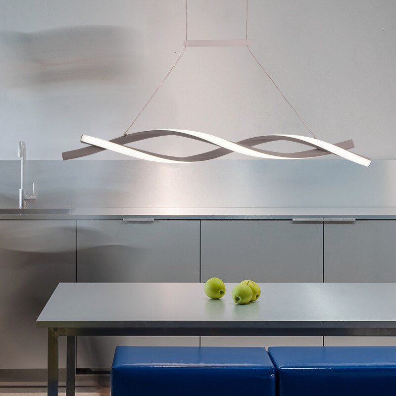 Sleek Twisted Pendant Lamp | Orntli
