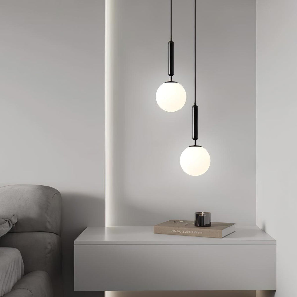 مصباح هولي المعلّق — تصميم تعليق بسيط