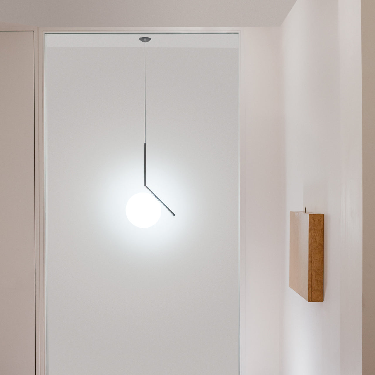 Equilibrium Pendant Light — Balanced Suspension Frame