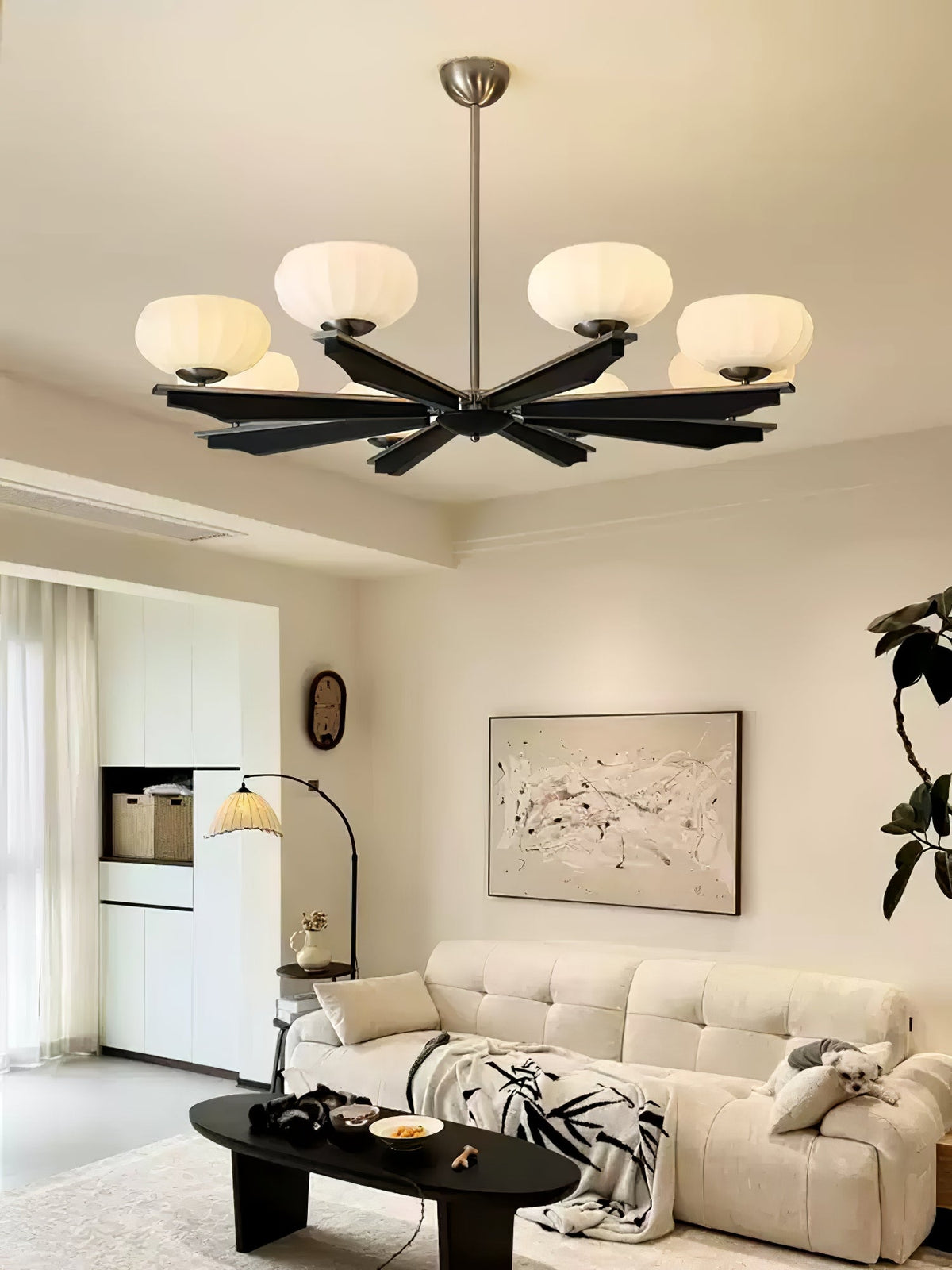 Uzoror Vintage Wood Chandelier — Traditional Elegant Design