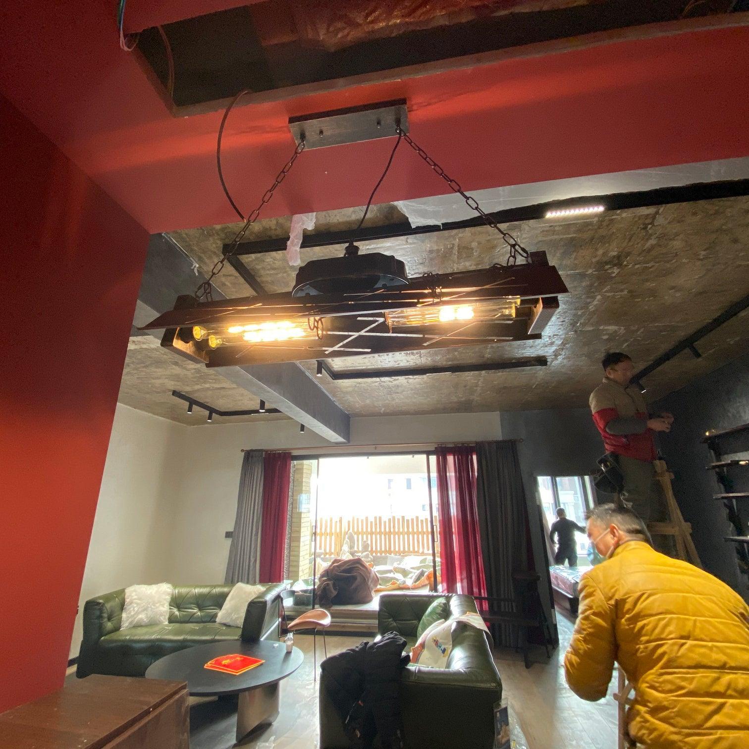 Lampadario industriale rettangolare in stile steampunk