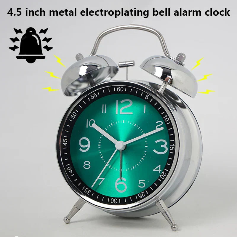 Reloj despertador analógico de metal tradicional con diseño clásico