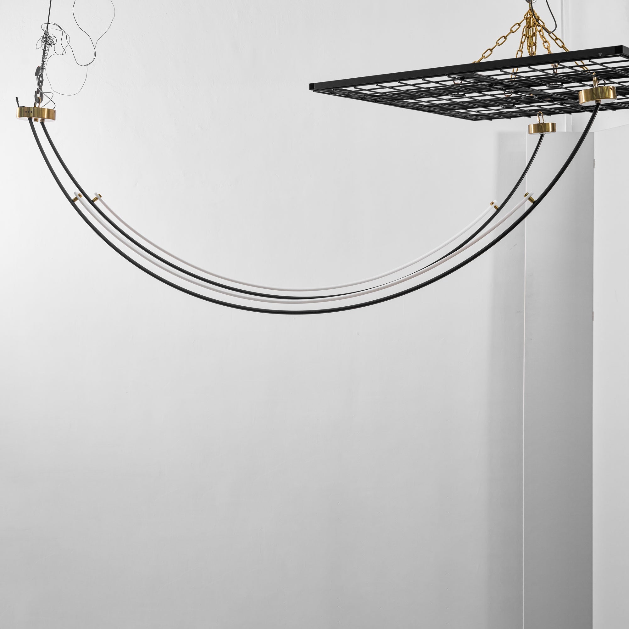 Lampada a sospensione al neon doppia sfalsata — illuminazione integrata da 3000 K
