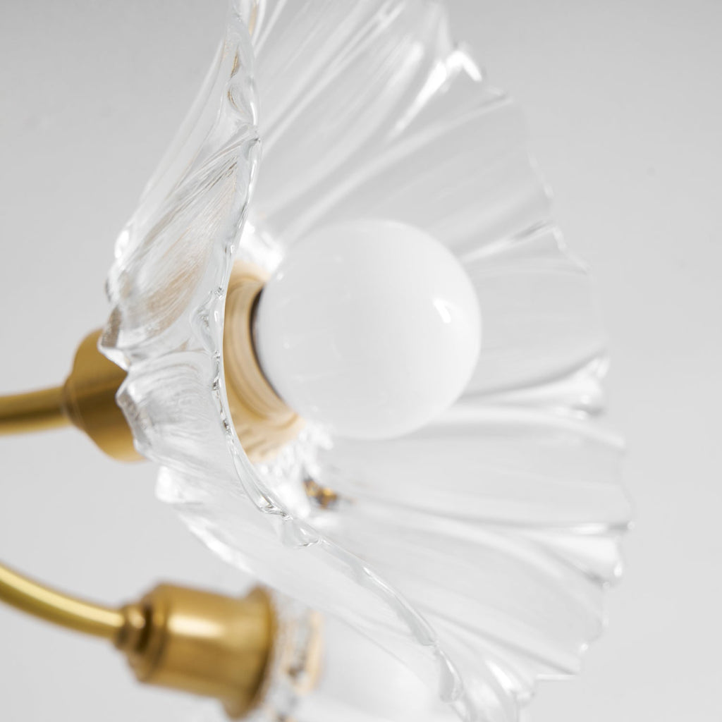 Lampada da soffitto Kalin in vetro a forma di fiore — Design contemporaneo