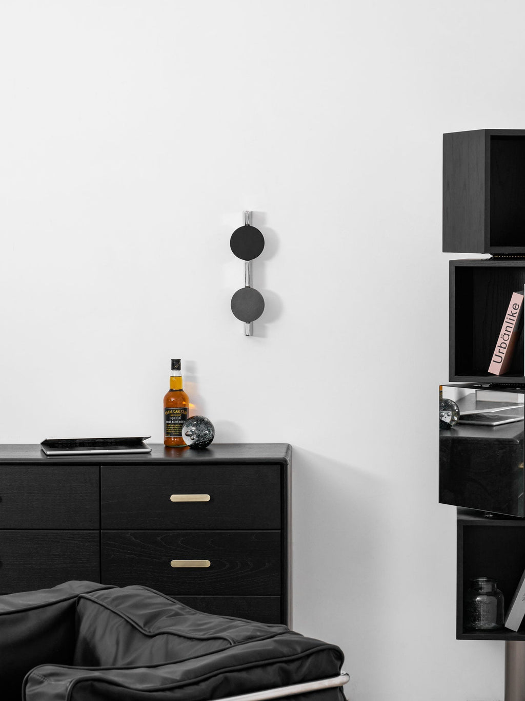 Kinetik Gölge Duvar Apliği — Hareketli Heykelsi Aydınlatma