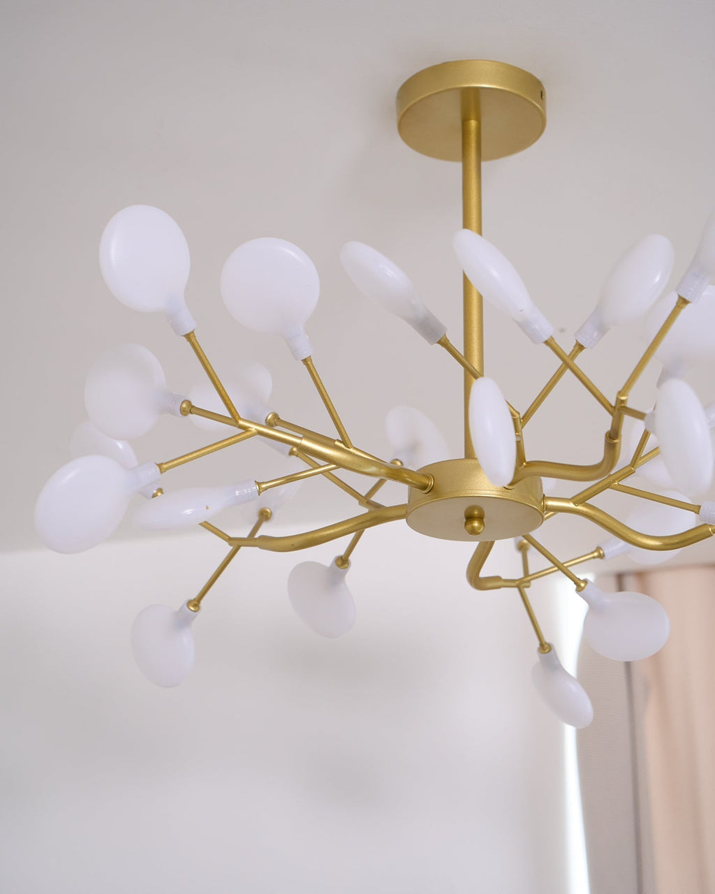 Lampadario a ramo Lustra LED Firefly — Design con 30 luci
