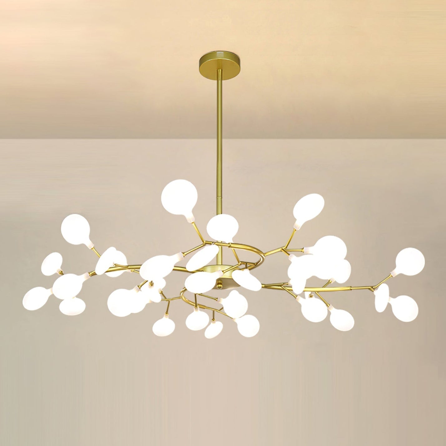 Firefly Sputnik-lysekrone – moderne LED-taklampe, lett og med intrikat form