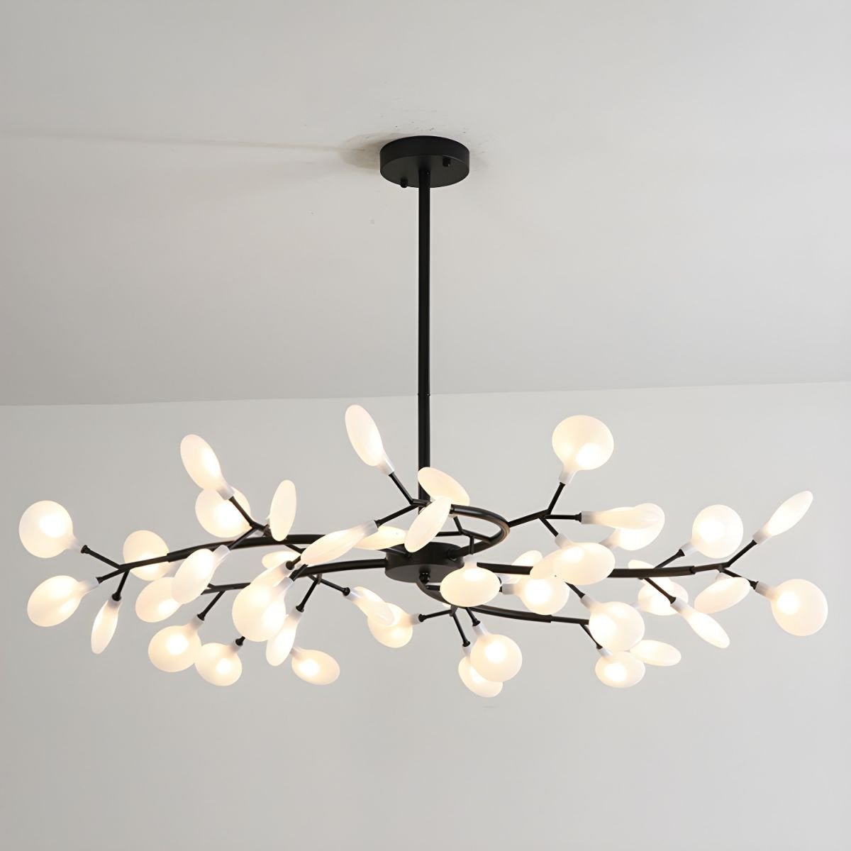 Firefly Sputnik-lysekrone – moderne LED-taklampe, lett og med intrikat form