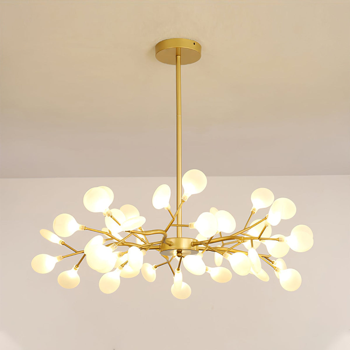 Firefly Sputnik-lysekrone – moderne LED-taklampe, lett og med intrikat form