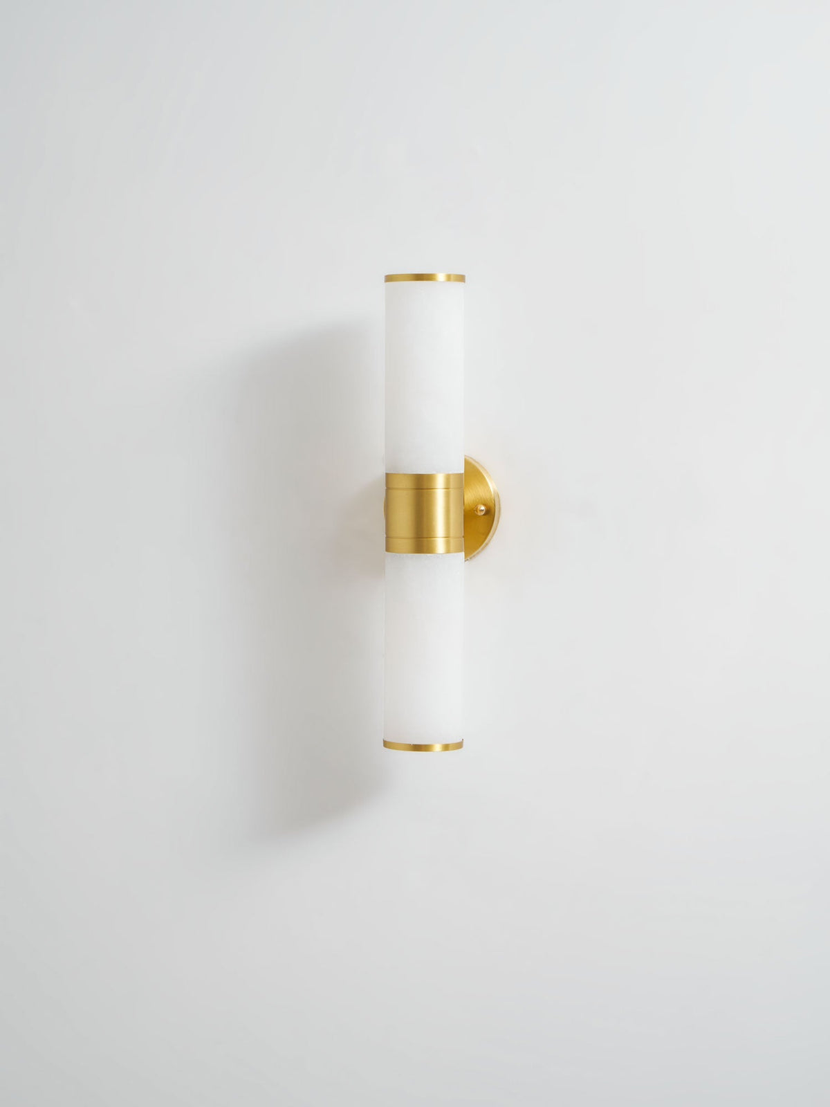 Lampatron-Alabaster-Wandleuchte – Art-déco-Design, zwei transluzente Schirme