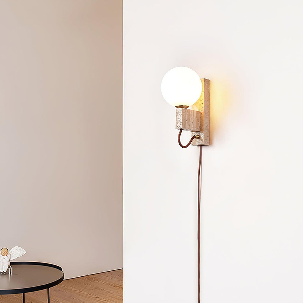 Żółta lampa ścienna z trawertynu — nowoczesna duża kula z wtyczką