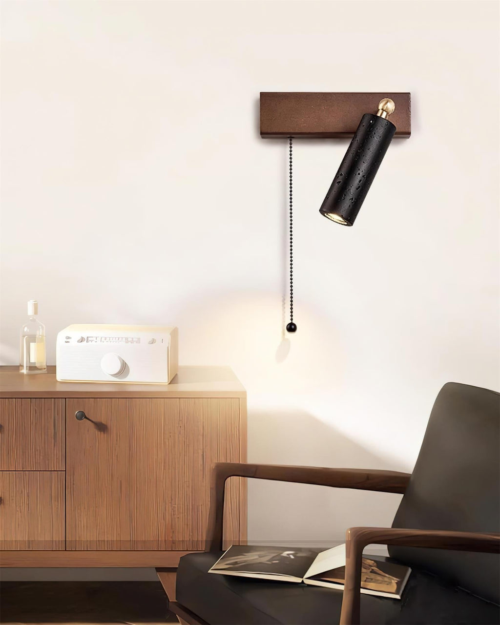 Lámpara de foco de pared de travertino negro Ritta