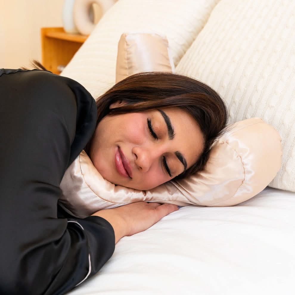 Almohada ergonómica CalmNest para aliviar el dolor de cuello y espalda