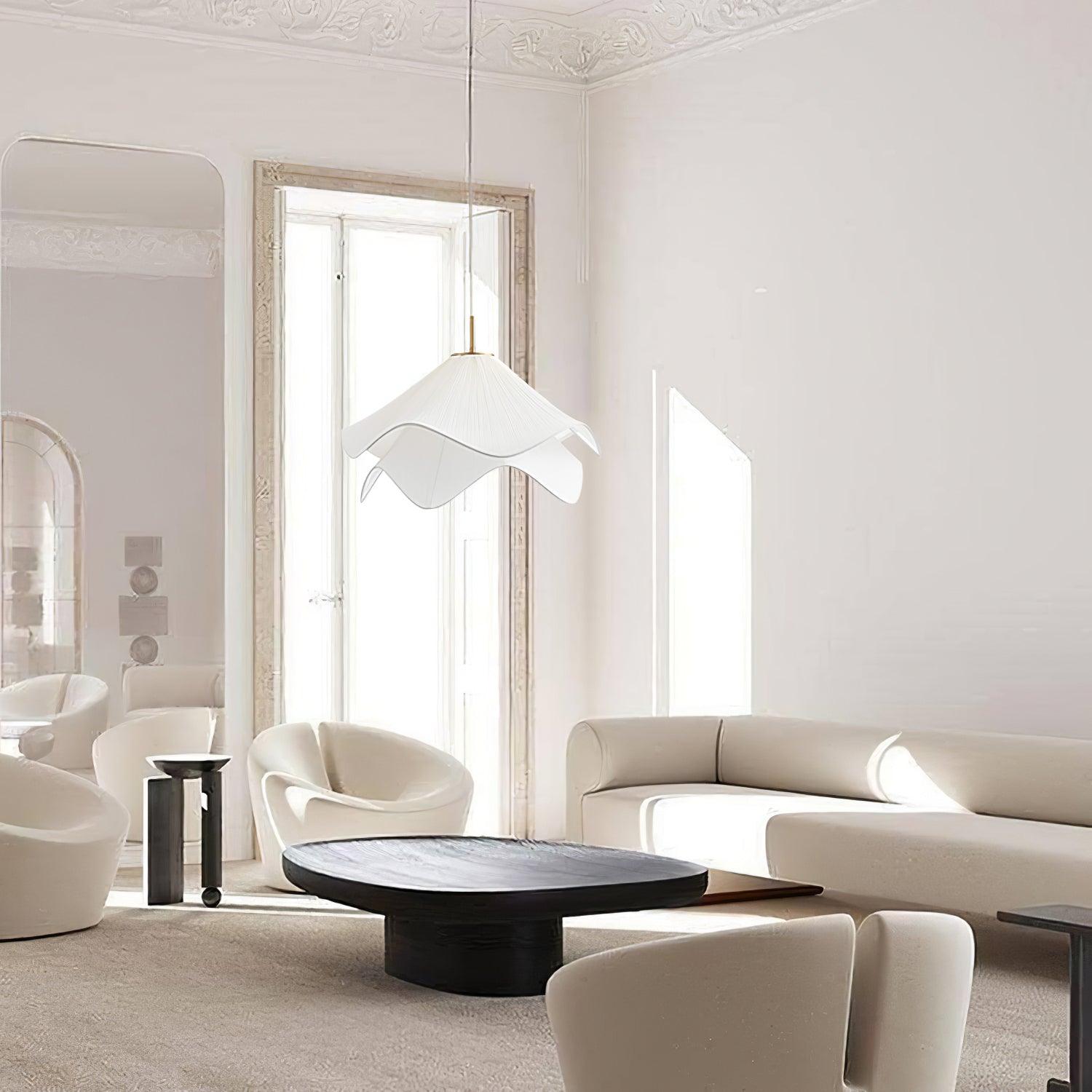 Eteksi Çiçek Çok Katmanlı Pilili Prizli Sarkıt Lamba