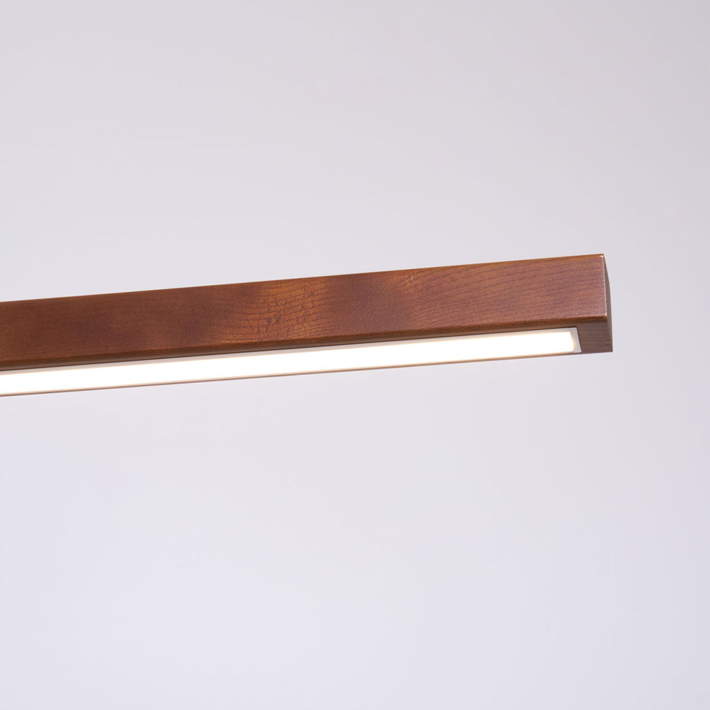 Höhenverstellbare lineare Holz-Pendelleuchte