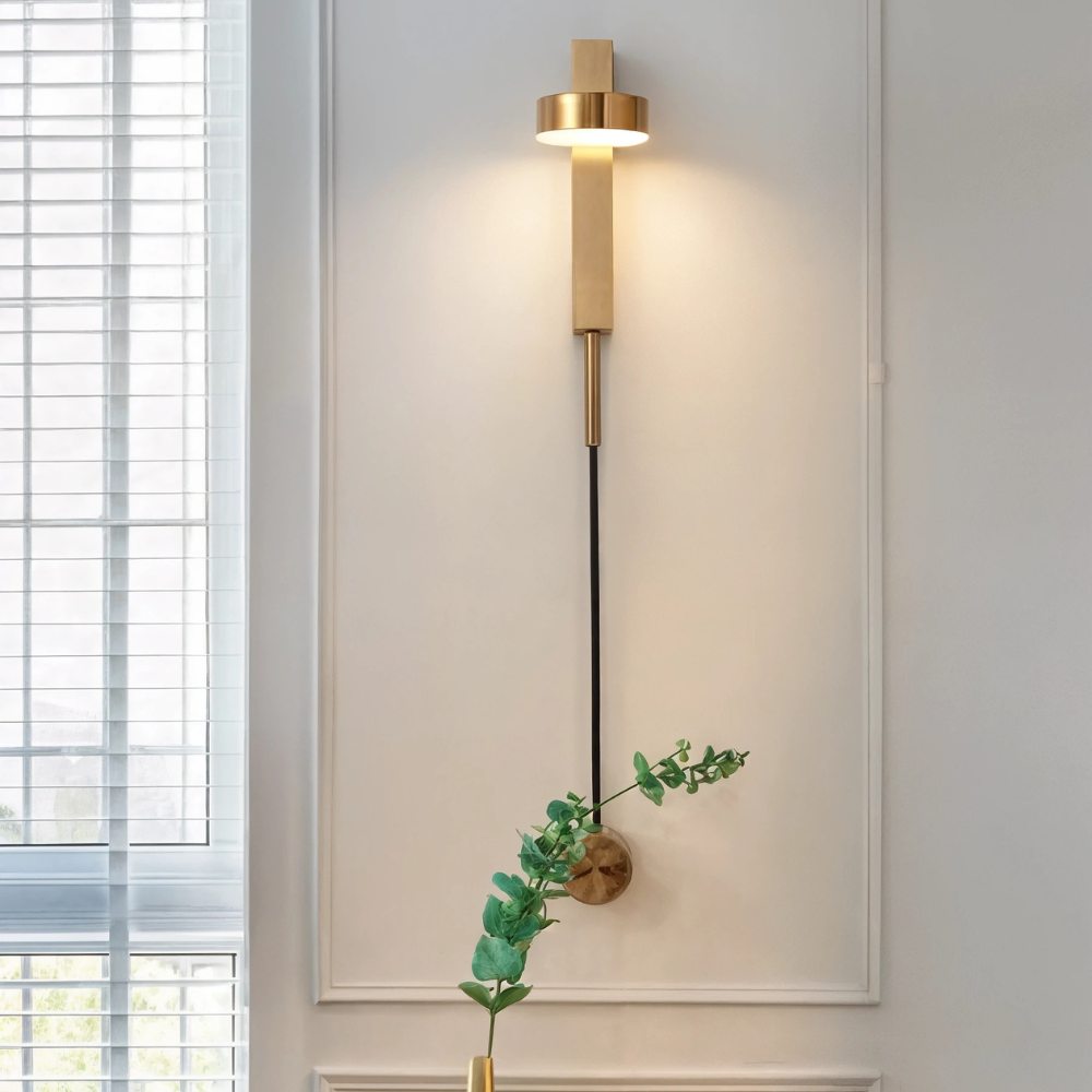 Lampe murale intérieure minimaliste Liorna avec lumière d'ambiance