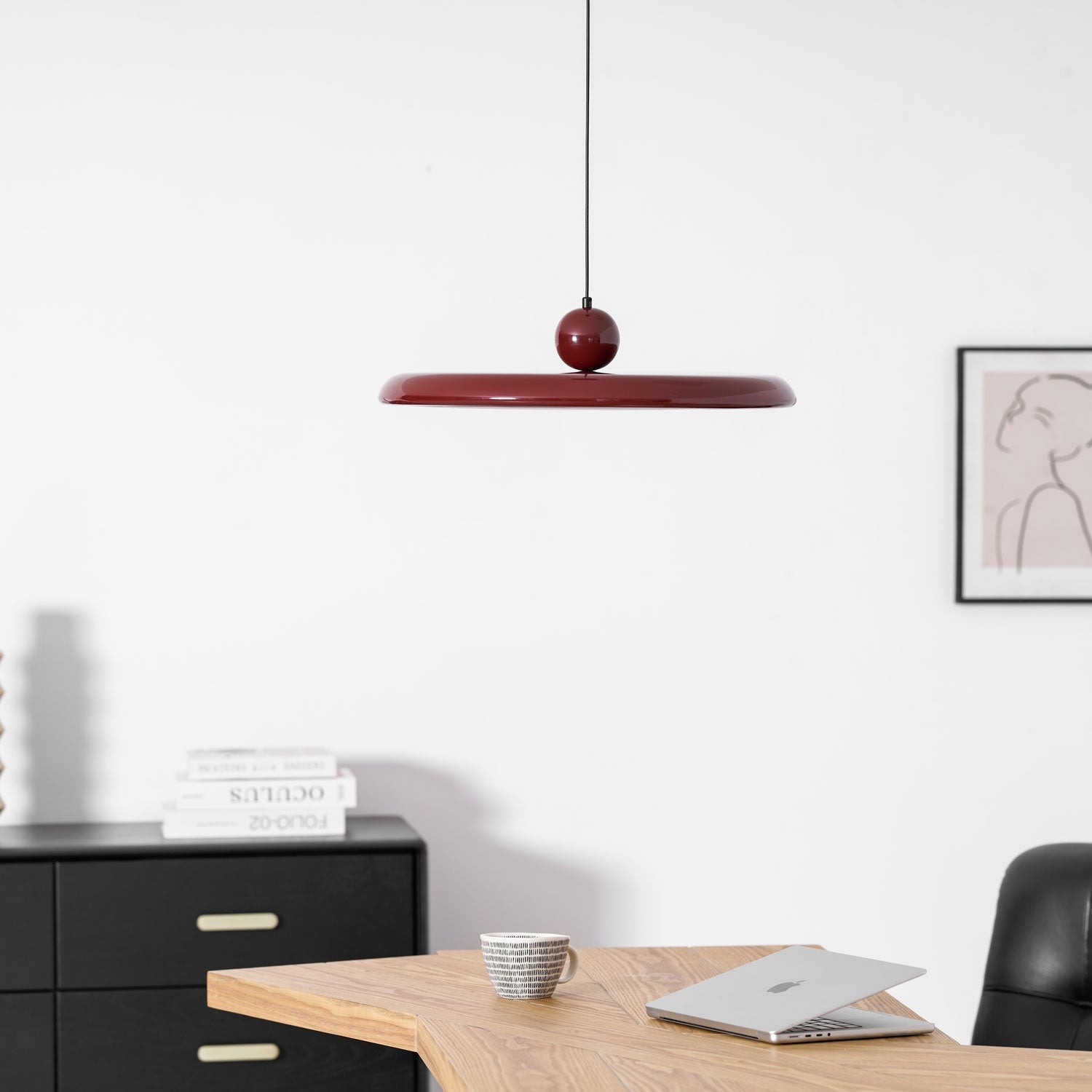 Lampada a sospensione Lola — lampada da soffitto rotonda e minimalista, luce soffusa