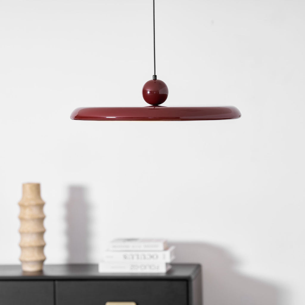 Lola Pendelleuchte — runde minimalistische Deckenleuchte, sanftes Licht