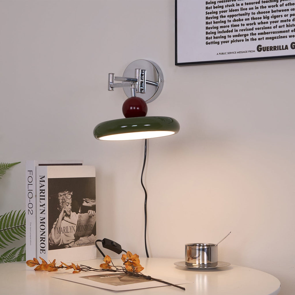 Lola Yuvarlak Disk Fişli Duvar Lambası