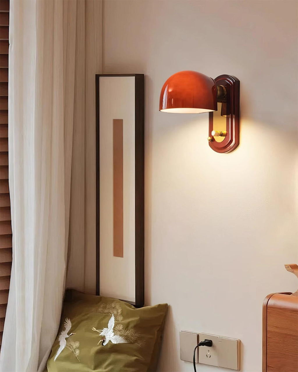Marcellia Wall Lamp — 14cm x 21cm, Gold, Red