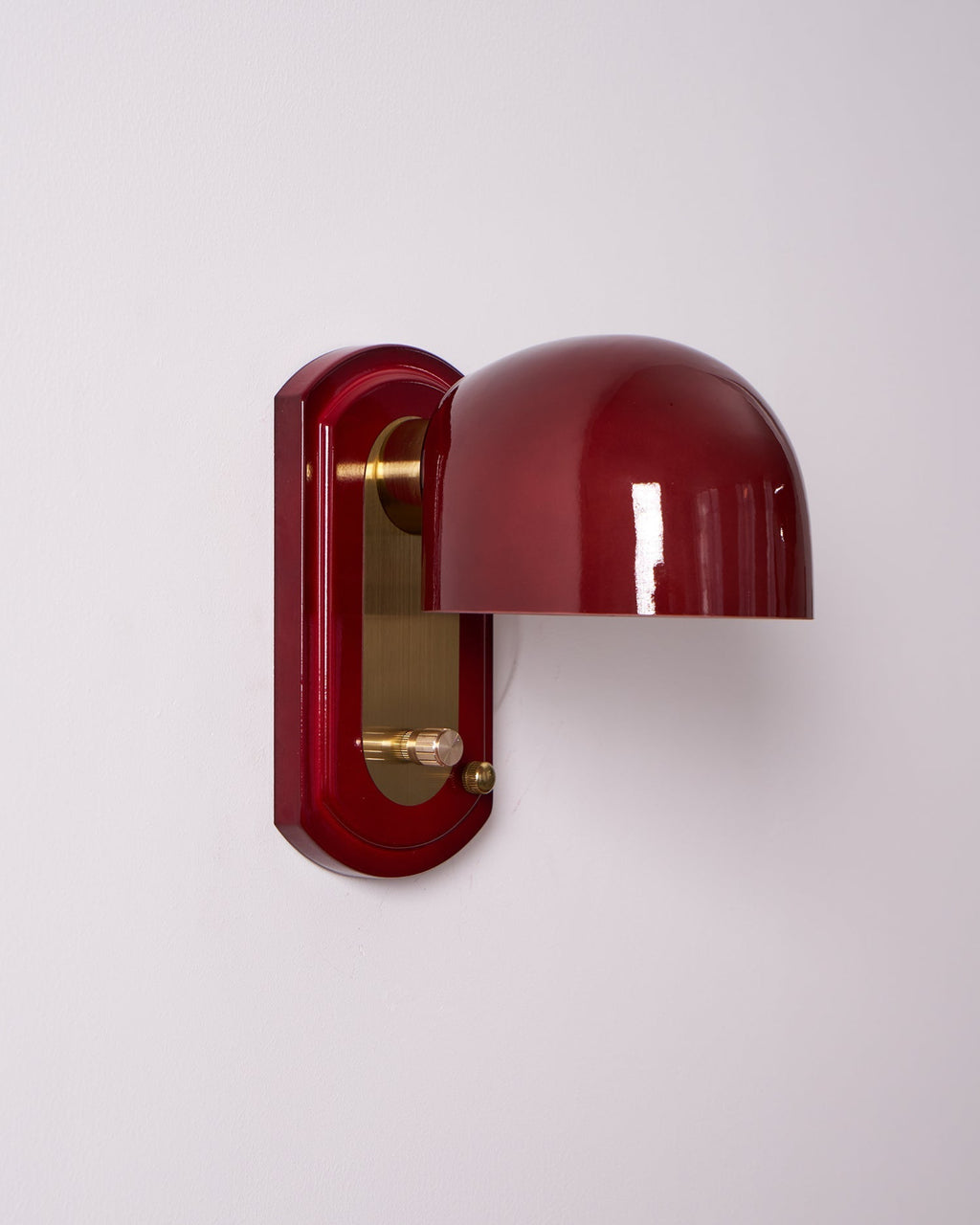Marcellia Wall Lamp — 14cm x 21cm, Gold, Red