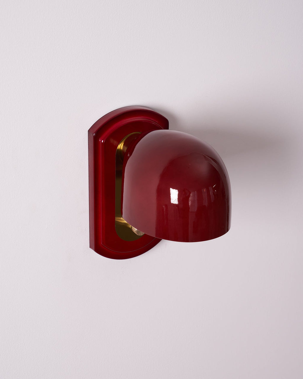 Marcellia Wall Lamp — 14cm x 21cm, Gold, Red
