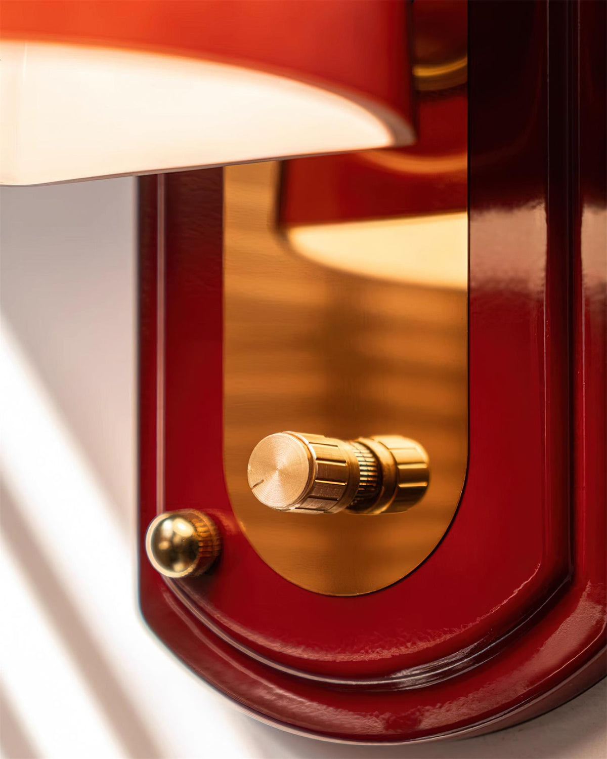 Marcellia Wall Lamp — 14cm x 21cm, Gold, Red