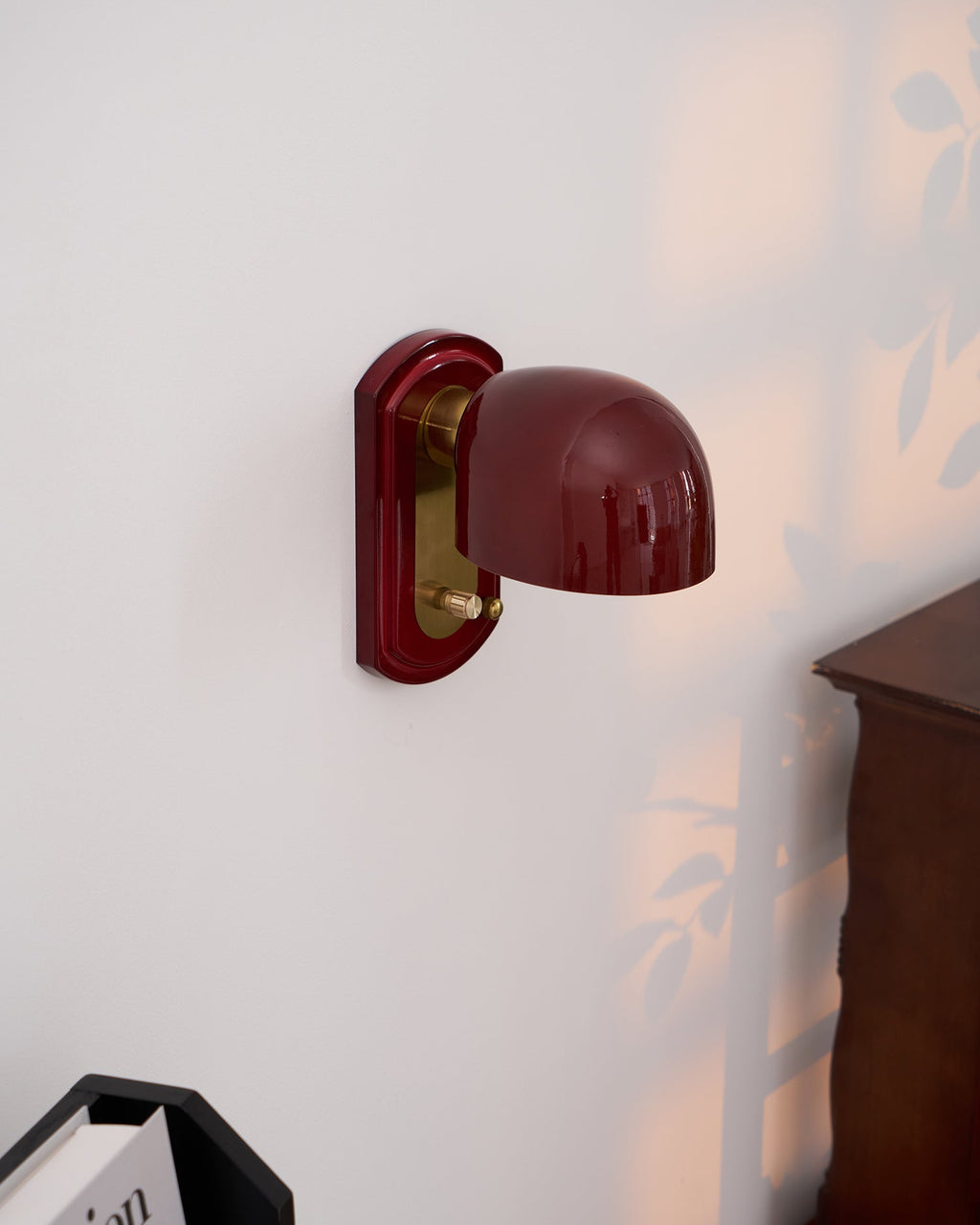 Marcellia Wall Lamp — 14cm x 21cm, Gold, Red