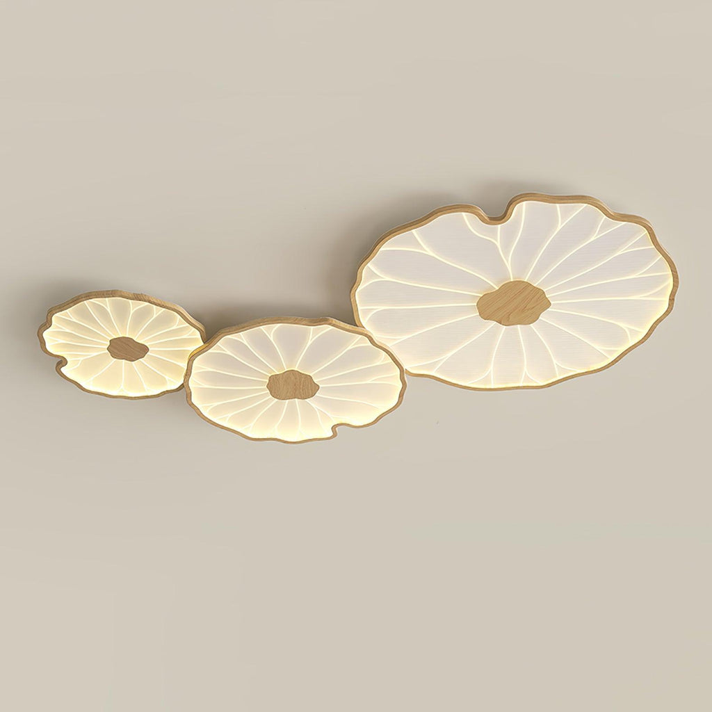 Solara Deckenleuchte in Lotusblattform — Elegante Holzoptik