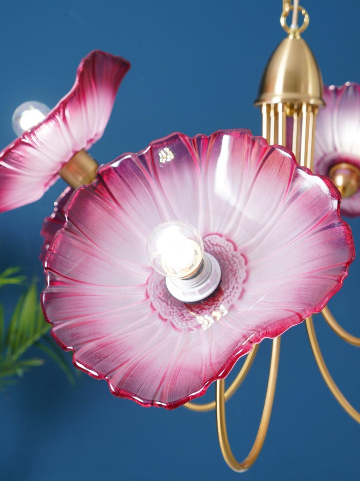 Candelabru din sticlă cu frunze de lotus VKL-1008
