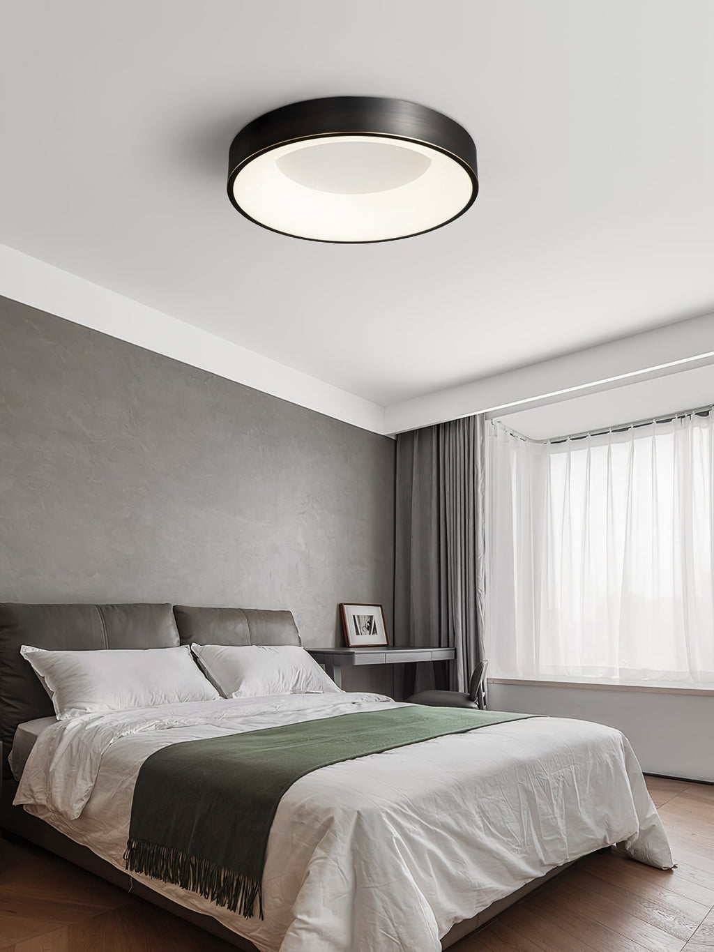 Zetheos rund loftlampe i messing — Integreret 3000K–6000K LED