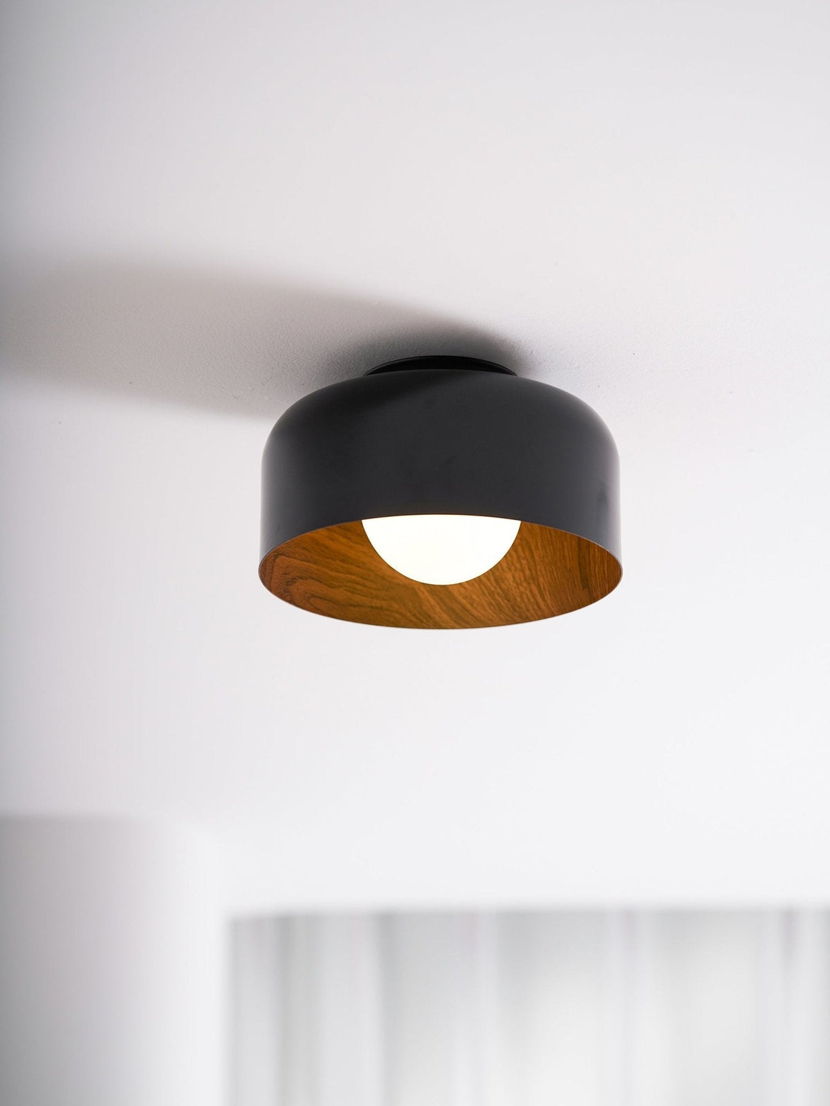 Lumosphere VKL-1004 Deckenleuchte – modern-industriell, matte Oberfläche, stimmungsvolles Licht
